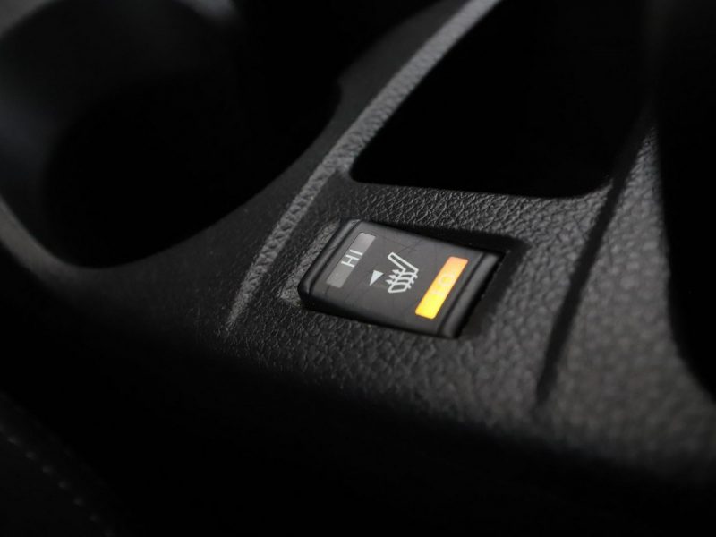 Nissan Qashqai navi klima auto kamera i czujniki parkowania grzane fotele II (2013-2021)