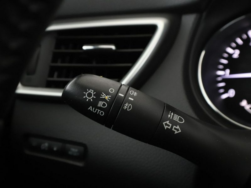 Nissan Qashqai navi klima auto kamera i czujniki parkowania grzane fotele II (2013-2021)