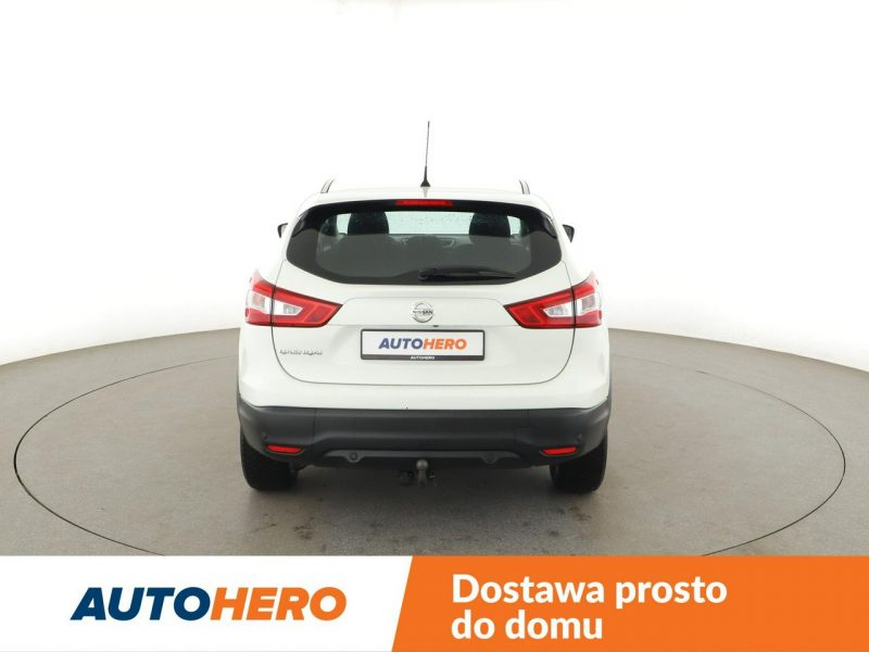 Nissan Qashqai navi klima auto kamera i czujniki parkowania grzane fotele II (2013-2021)