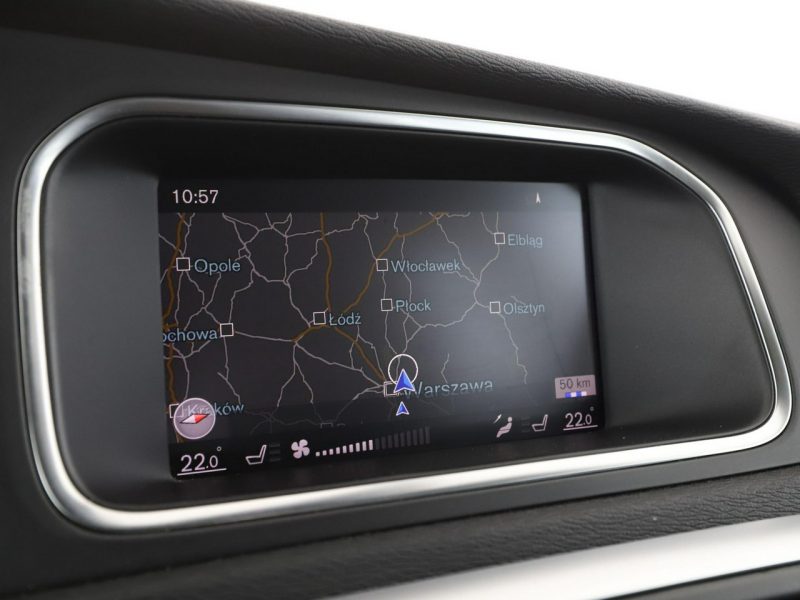 Volvo V40 Inscription Panorama Navi Grzane El.Fotele Skóra Tempomat Xenon Kamera II (2012-)