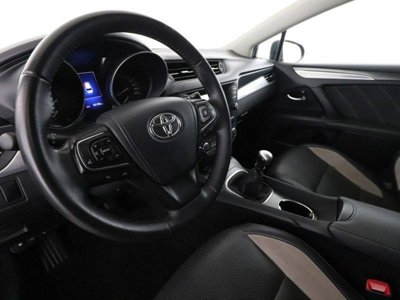 Toyota Avensis GRATIS! Pakiet Serwisowy o wartości 700 zł! III (2009-)