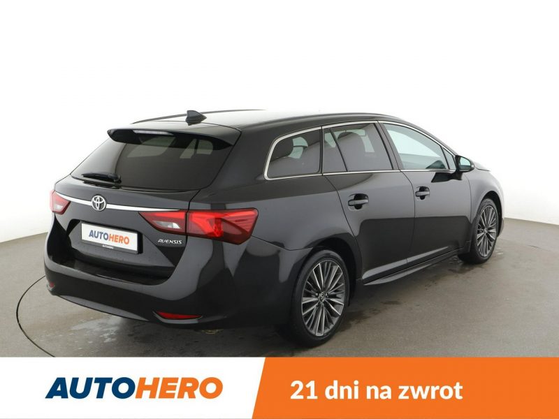 Toyota Avensis GRATIS! Pakiet Serwisowy o wartości 700 zł! III (2009-)
