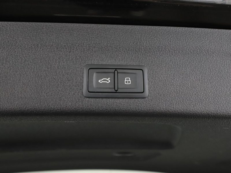 Audi A6 mHEV 4x4 S-Tronic full LED virtual cocpit skóra/alcantara navi kamery C8 (2018-)