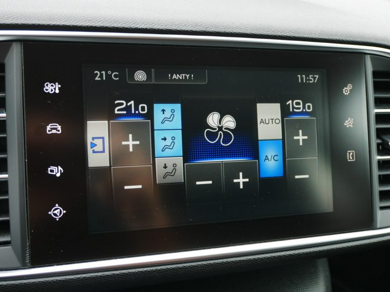 Peugeot 308 2.0 B-HDi 150KM [Eu5] Kombi Automat -Navi -Full LED -1 Wł od 6 lat T9 (2014-2021)