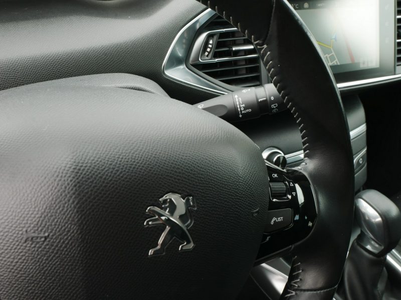 Peugeot 308 2.0 B-HDi 150KM [Eu5] Kombi Automat -Navi -Full LED -1 Wł od 6 lat T9 (2014-2021)