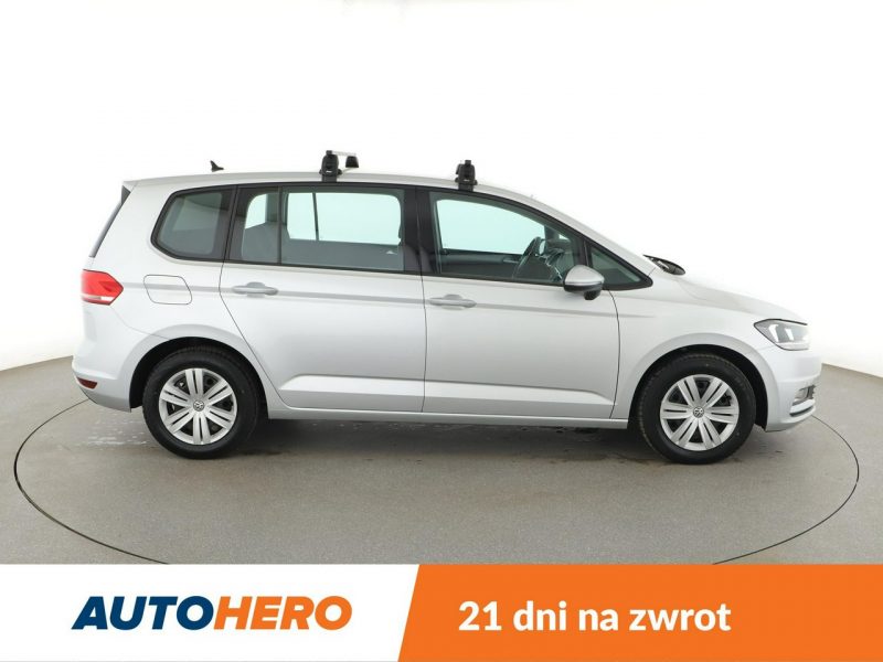 Volkswagen Touran klimatyzacja czujniki parkowania przód i tył III (2015-)
