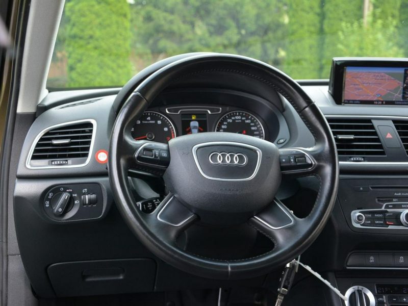 Audi Q3 2.0TFSI(170)Quattro Ledy Skóry Navi Alcantara xenon 2XParkt ASO I (2011-2018)