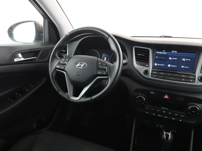 Hyundai Tucson Advantage automat 4x4 177KM navi kamera grzane fotele klima-auto III (2015-2020)