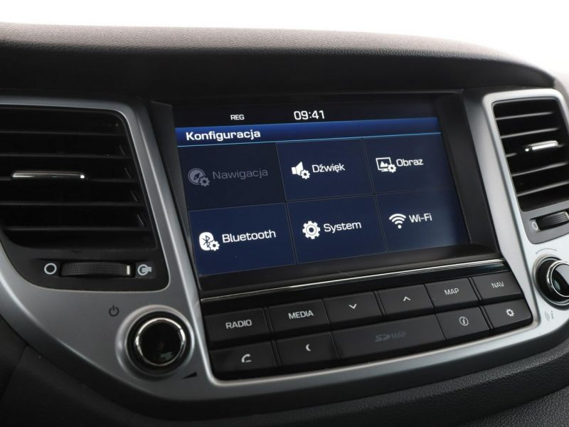Hyundai Tucson Advantage automat 4x4 177KM navi kamera grzane fotele klima-auto III (2015-2020)