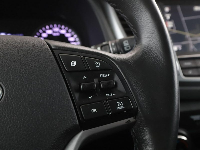 Hyundai Tucson Advantage automat 4x4 177KM navi kamera grzane fotele klima-auto III (2015-2020)
