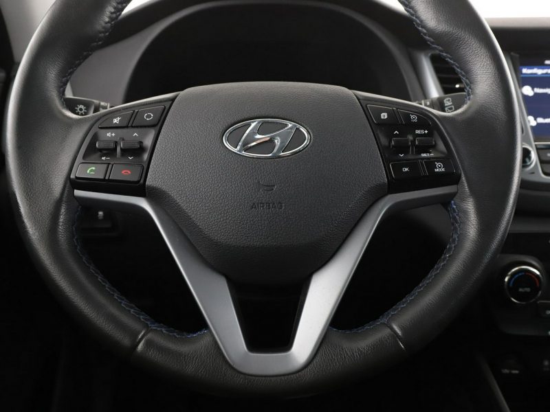 Hyundai Tucson Kamera, Navi, Podg.fotele 4, Aut.klima III (2015-2020)