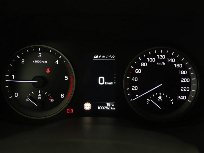 Hyundai Tucson Kamera, Navi, Podg.fotele 4, Aut.klima III (2015-2020)