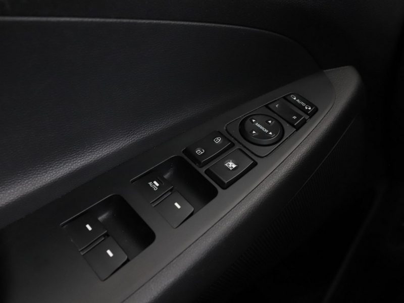 Hyundai Tucson Kamera, Navi, Podg.fotele 4, Aut.klima III (2015-2020)
