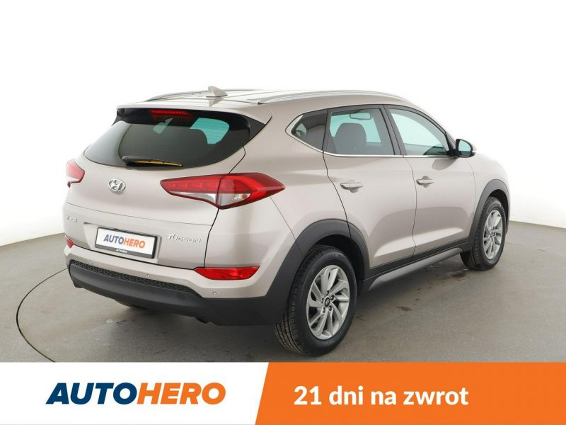 Hyundai Tucson Kamera, Navi, Podg.fotele 4, Aut.klima III (2015-2020)