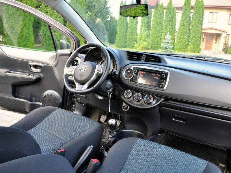 Toyota Yaris 1.0i(69KM)*153tyś.km*Duża Navi*Kamera*Klimatyzacja*I Właściciel"ASO III (2011-2019)