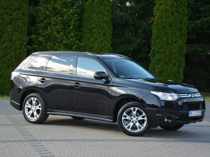 Mitsubishi Outlander 2.2Di-D(150KM)4WD 7-Foteli Xenon Skóry Navi Kamera Nowe opony ALU18 III (2012-)