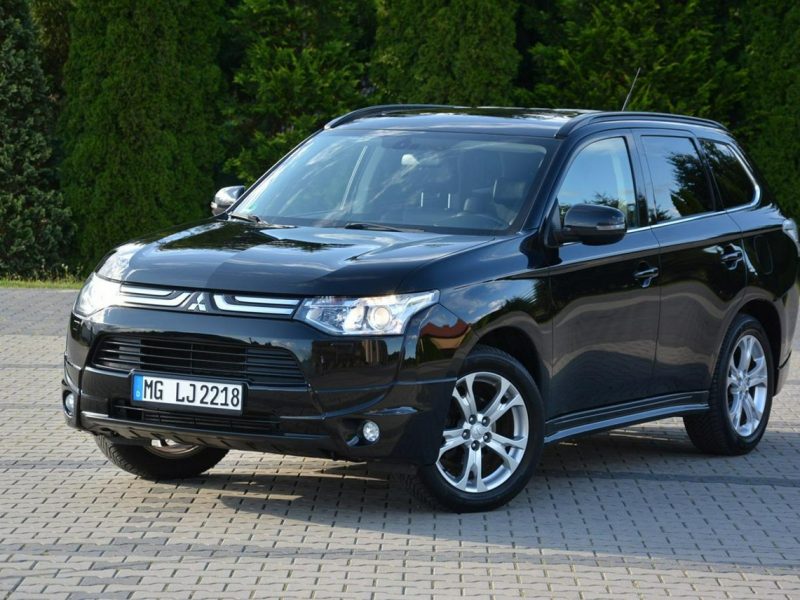 Mitsubishi Outlander 2.2Di-D(150KM)4WD 7-Foteli Xenon Skóry Navi Kamera Nowe opony ALU18 III (2012-)