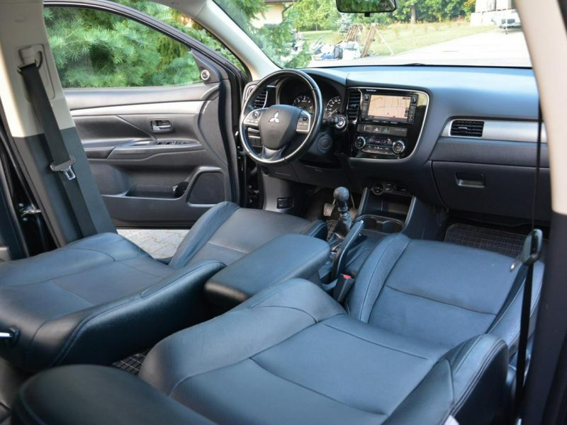 Mitsubishi Outlander 2.2Di-D(150KM)4WD 7-Foteli Xenon Skóry Navi Kamera Nowe opony ALU18 III (2012-)