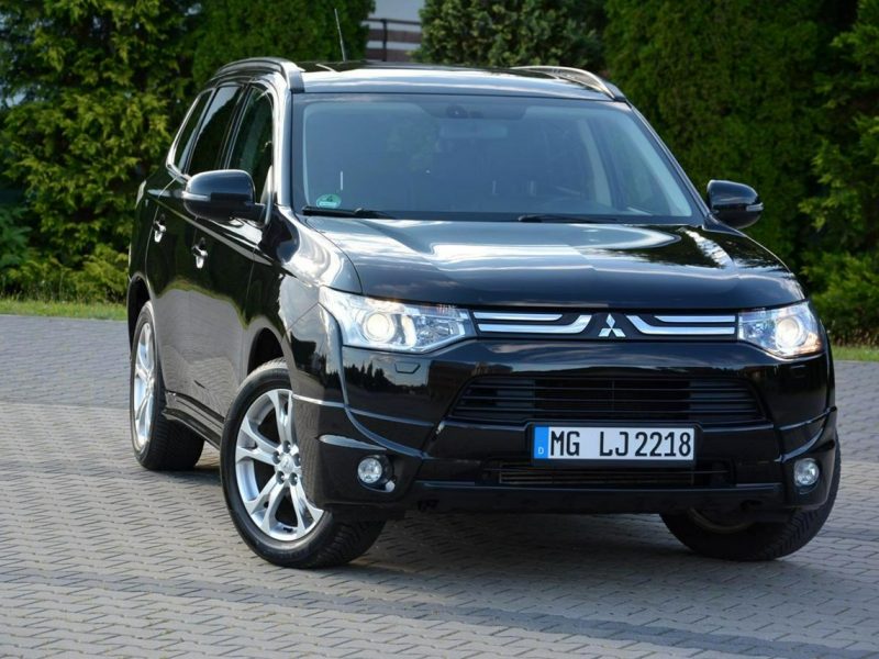 Mitsubishi Outlander 2.2Di-D(150KM)4WD 7-Foteli Xenon Skóry Navi Kamera Nowe opony ALU18 III (2012-)