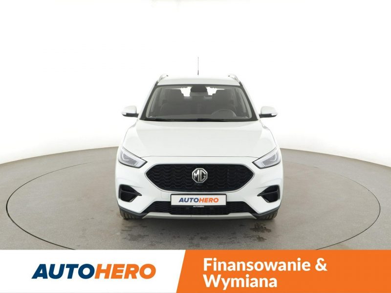 MG ZS Serwis Klimatyzacja Czujniki parkowania El. szyby USB