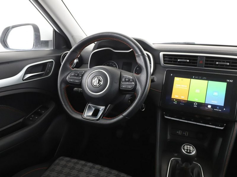 MG ZS Serwis Klimatyzacja Czujniki parkowania El. szyby USB