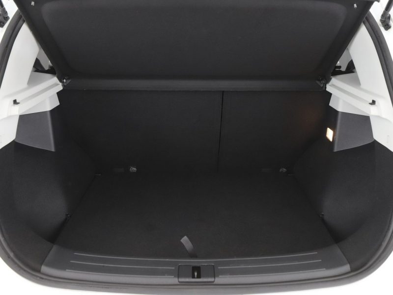 MG ZS Serwis Klimatyzacja Czujniki parkowania El. szyby USB
