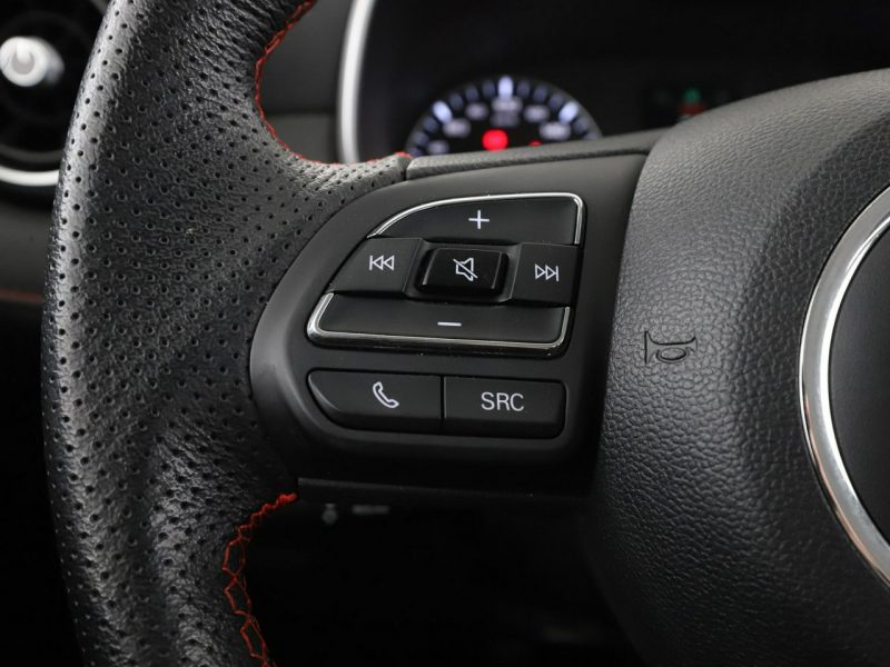 MG ZS Serwis Klimatyzacja Czujniki parkowania El. szyby USB