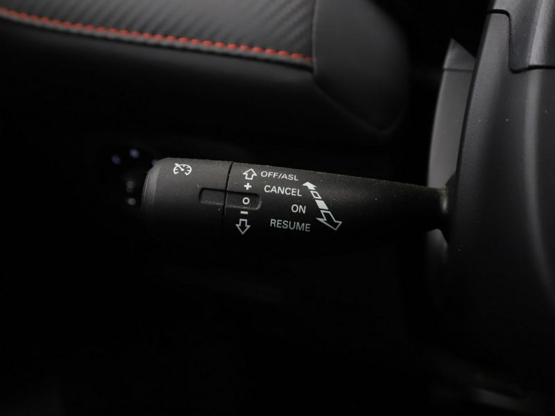 MG ZS Serwis Klimatyzacja Czujniki parkowania El. szyby USB