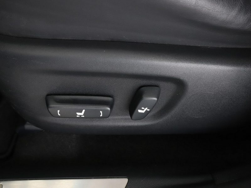 Lexus NX 4x4 HEV navi kamera i czujniki parkowania el. sterowane i grzane fotel I (2014-2021)