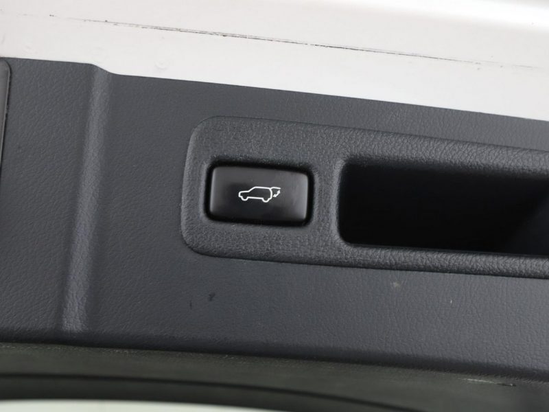 Lexus NX 4x4 HEV navi kamera i czujniki parkowania el. sterowane i grzane fotel I (2014-2021)