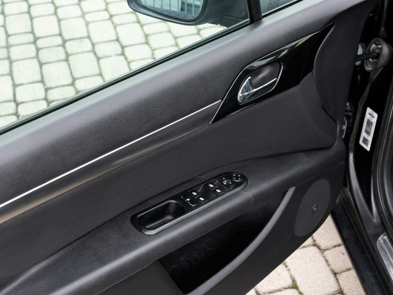 Peugeot 407 SW 2.0_Diesel_163 KM_195 tyś km_automt_FV23%