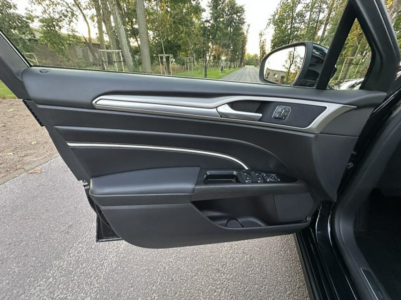 Ford Mondeo Vignale 2.0 TDCI 180 Koni Panorama Sony Full Radar Kamera Super Stan Mk5 (2014-)