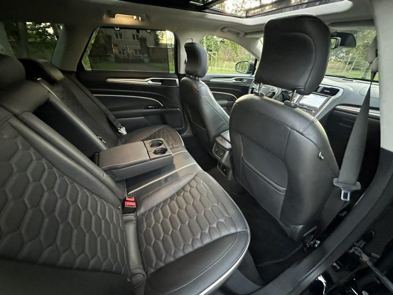 Ford Mondeo Vignale 2.0 TDCI 180 Koni Panorama Sony Full Radar Kamera Super Stan Mk5 (2014-)