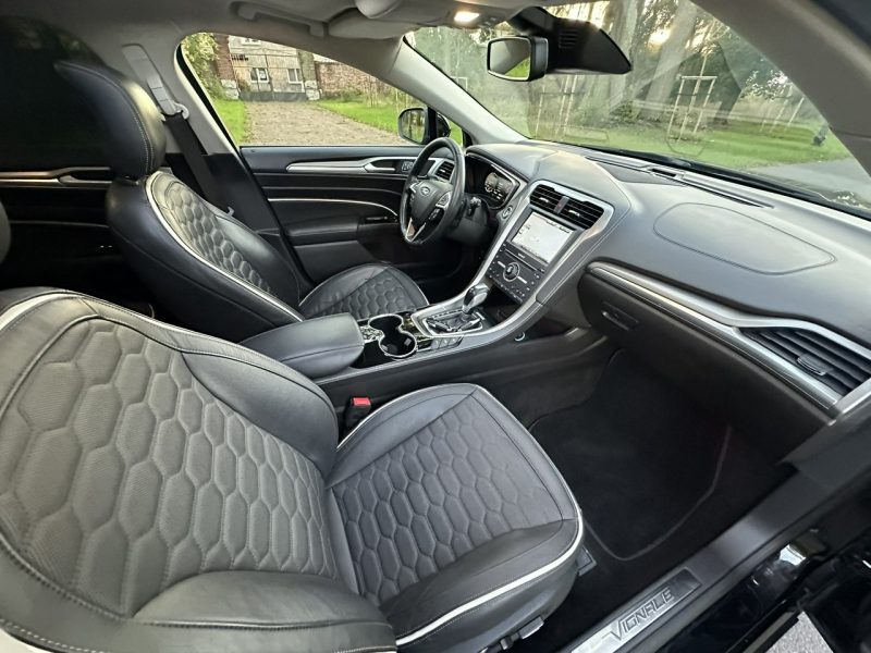 Ford Mondeo Vignale 2.0 TDCI 180 Koni Panorama Sony Full Radar Kamera Super Stan Mk5 (2014-)