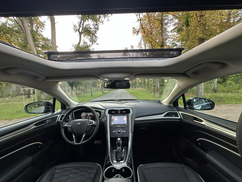 Ford Mondeo Vignale 2.0 TDCI 180 Koni Panorama Sony Full Radar Kamera Super Stan Mk5 (2014-)