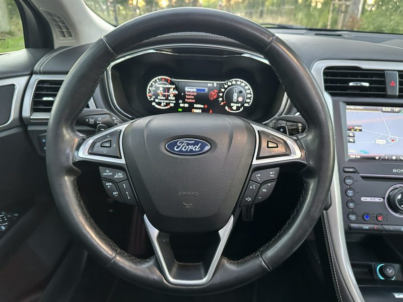 Ford Mondeo Vignale 2.0 TDCI 180 Koni Panorama Sony Full Radar Kamera Super Stan Mk5 (2014-)
