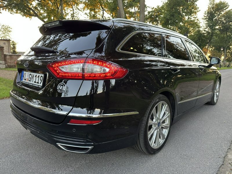Ford Mondeo Vignale 2.0 TDCI 180 Koni Panorama Sony Full Radar Kamera Super Stan Mk5 (2014-)