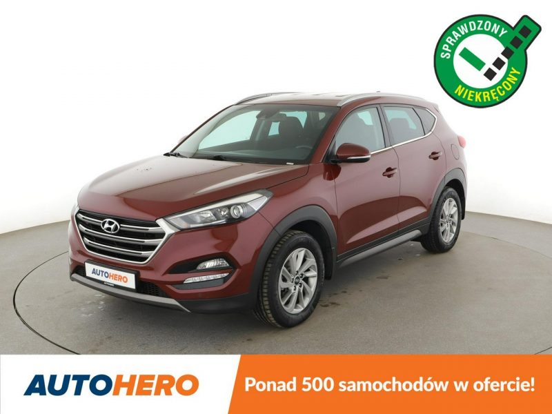 Hyundai Tucson 4X4 Navi Czujniki parkowania Klimatyzacja Podgrzewane fotele Bluetooth III (2015-2020)