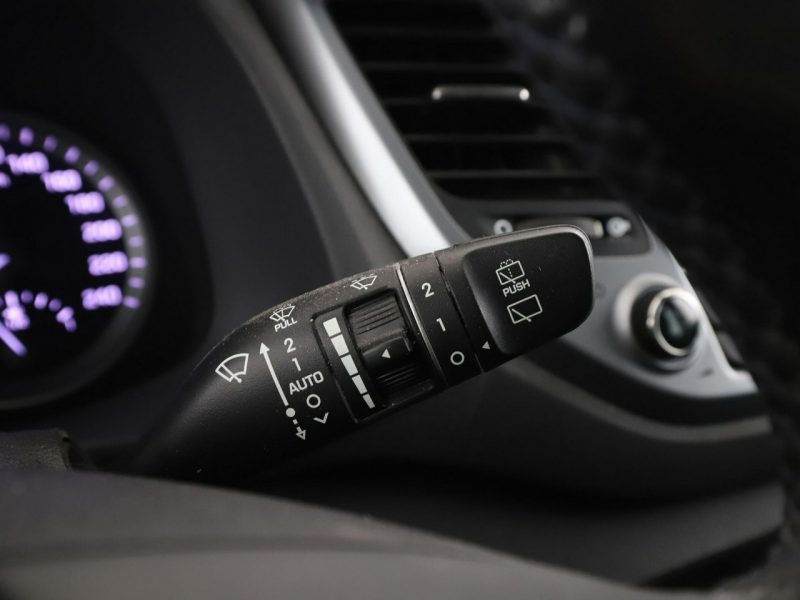 Hyundai Tucson 4X4 Navi Czujniki parkowania Klimatyzacja Podgrzewane fotele Bluetooth III (2015-2020)
