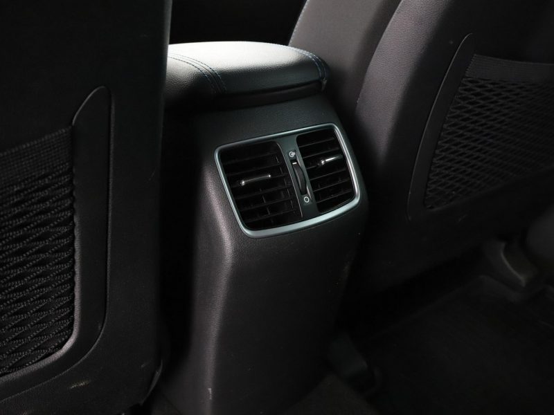 Hyundai Tucson 4X4 Navi Czujniki parkowania Klimatyzacja Podgrzewane fotele Bluetooth III (2015-2020)