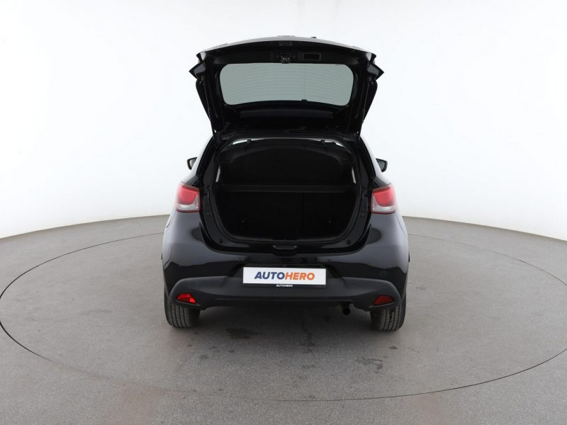 Mazda 2 1.5 Takumi Klimatronik Tempomat Grzane Fotele Asystenci Kamera PDC III (2015-)