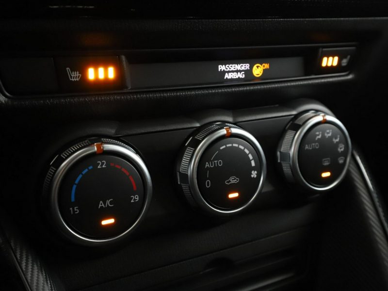 Mazda 2 1.5 Takumi Klimatronik Tempomat Grzane Fotele Asystenci Kamera PDC III (2015-)