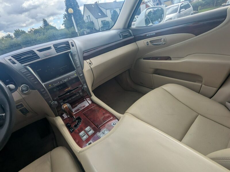 Lexus LS LS 460 V8 4x4 (AWD)/zarejestrowany w Polsce IV (2006-2017)