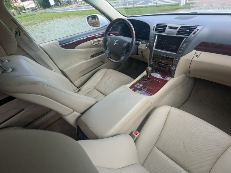 Lexus LS LS 460 V8 4x4 (AWD)/zarejestrowany w Polsce IV (2006-2017)
