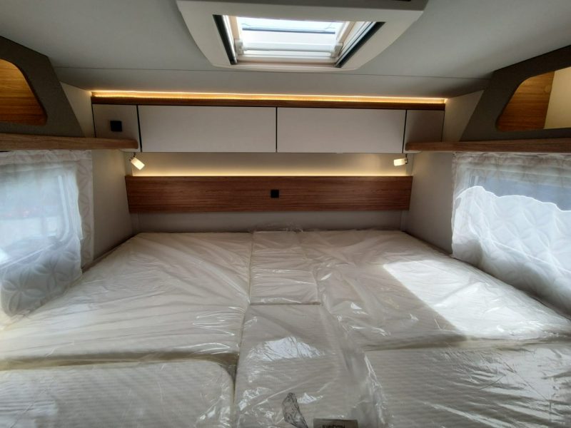 samochody kempingowe Weinsberg CaraHome 650 MEG 5 os. alkowa od WEINSBERG z automatem i FullLED!! Korzyść 77.900 PLN!!