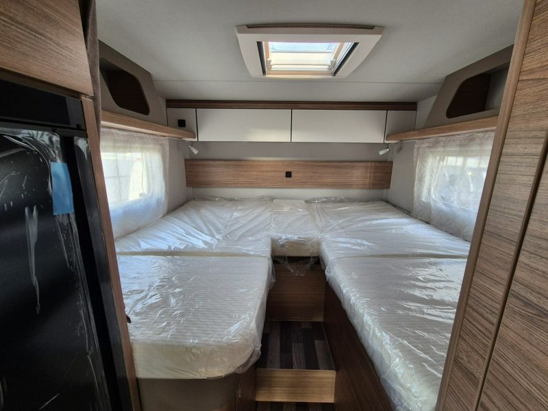samochody kempingowe Weinsberg CaraHome 650 MEG 5 os. alkowa od WEINSBERG z automatem i FullLED!! Korzyść 77.900 PLN!!