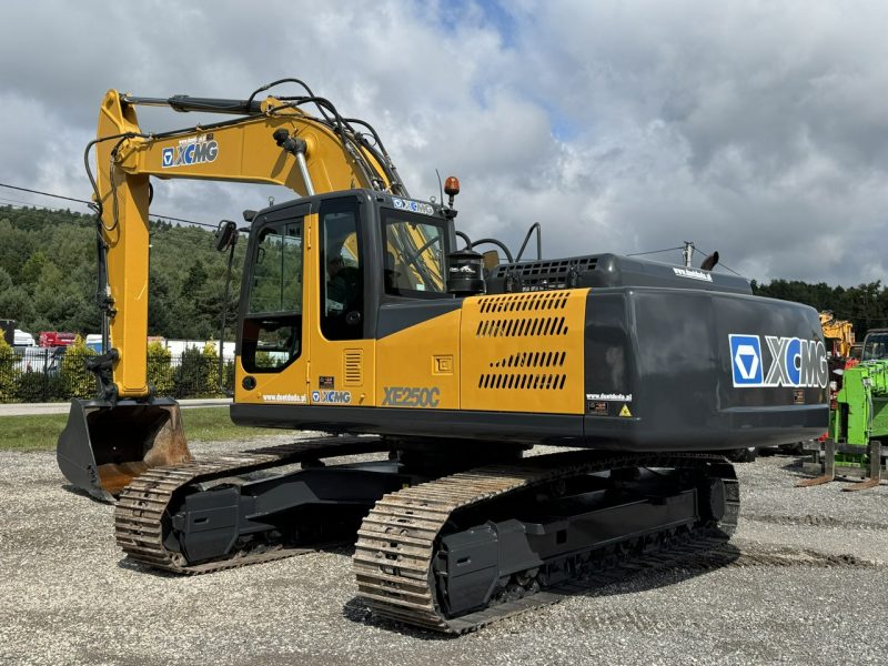 gąsienicowa XCMG XE 250C 25ton Bez DPF i Adblue Stan Jak Nowy możliwa Zamiana lub Wynajem Caterpillar Sany Doosan Volvo