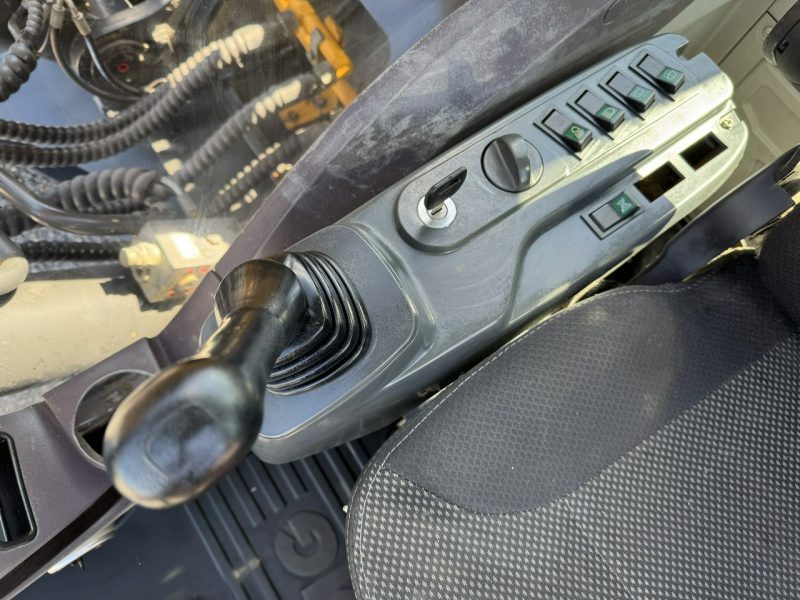 gąsienicowa XCMG XE 250C 25ton Bez DPF i Adblue Stan Jak Nowy możliwa Zamiana lub Wynajem Caterpillar Sany Doosan Volvo
