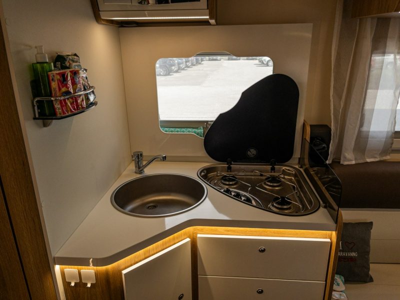 samochody kempingowe CI Horon 87 XT Horon 87 XT 1995 cm 3 170 KM Automat Wersja Zimowa 1 wł. Salon Polska