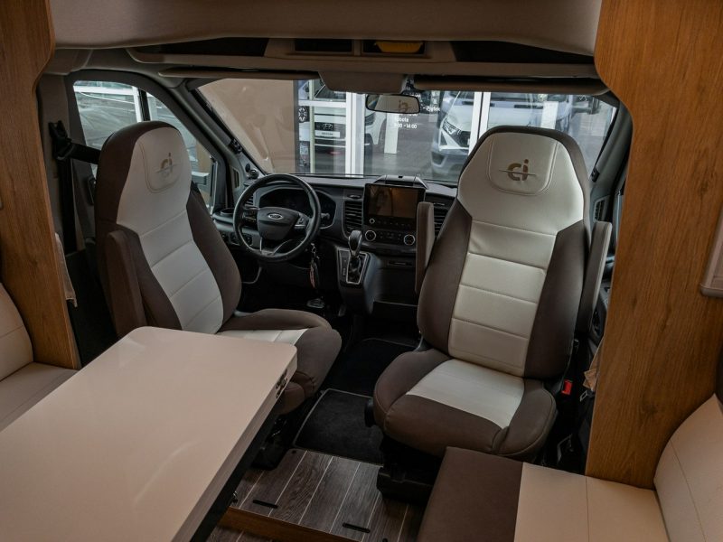 samochody kempingowe CI Horon 87 XT Horon 87 XT 1995 cm 3 170 KM Automat Wersja Zimowa 1 wł. Salon Polska